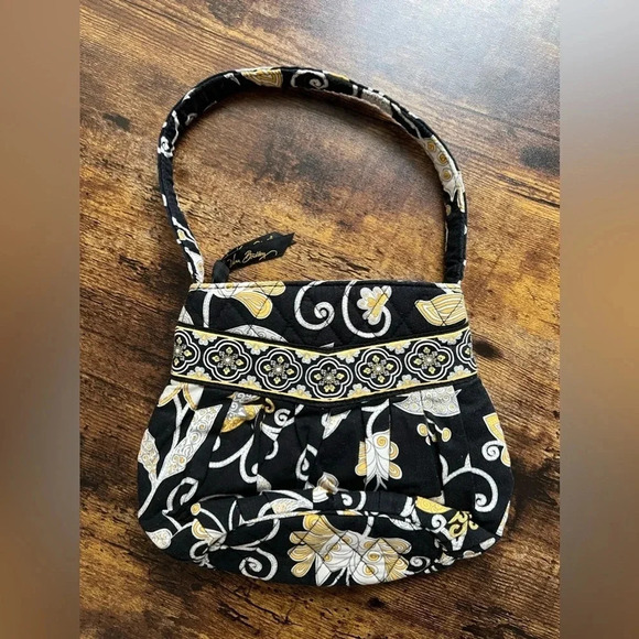RETIRED: Vera Bradley | women’s Hannah style, yellow bird pattern handbag - Picture 2 of 13